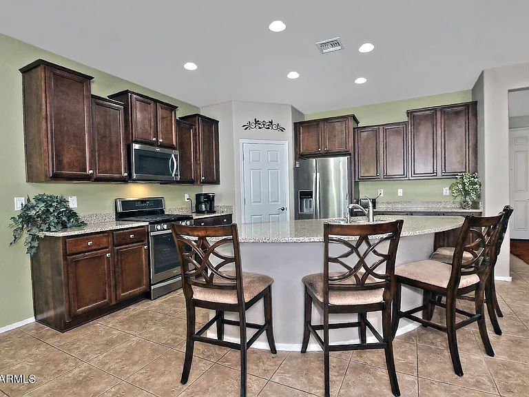 4394 N Hummingbird Dr — Photo 10
