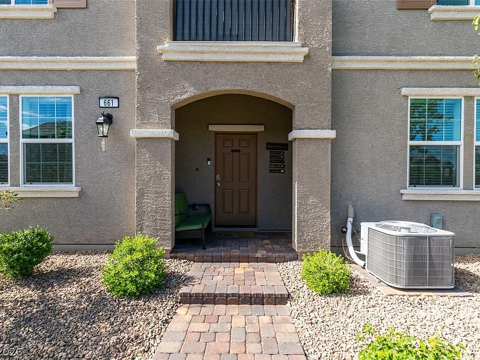 1st image of 661 Bellus Pl