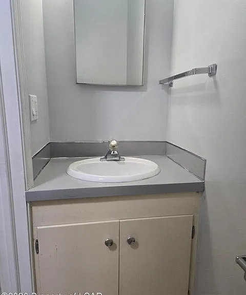 104 Haverford Dr — Photo 9