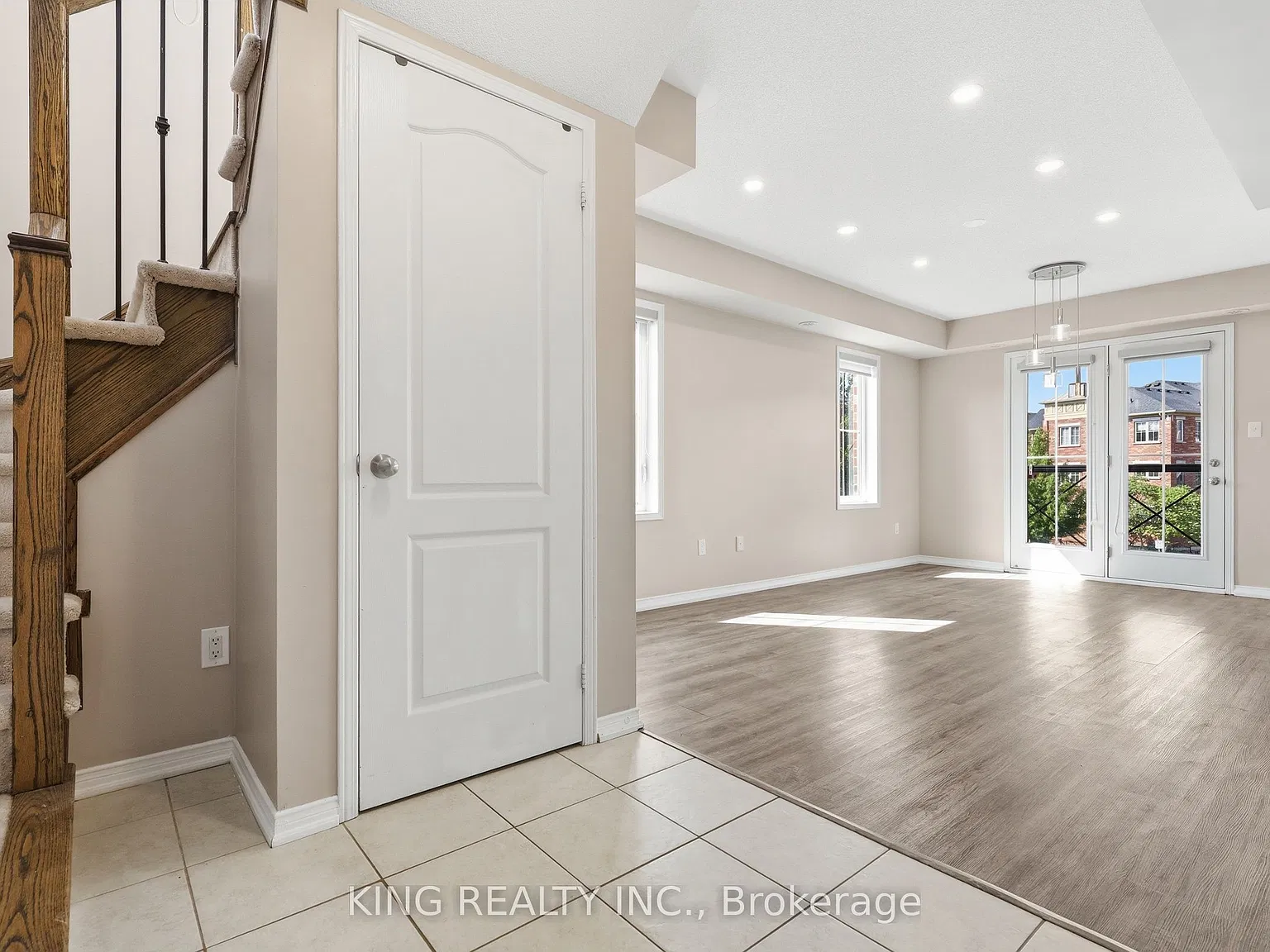 2 bed, $2,700 — Photo 3