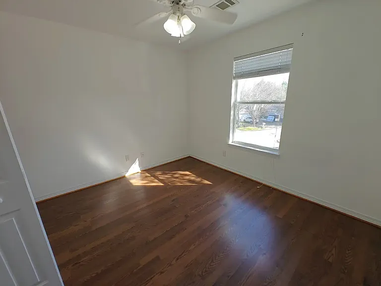 Guest Bedroom 1