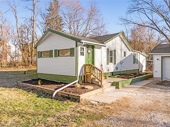 2nd image of 368 Jarvis Rd