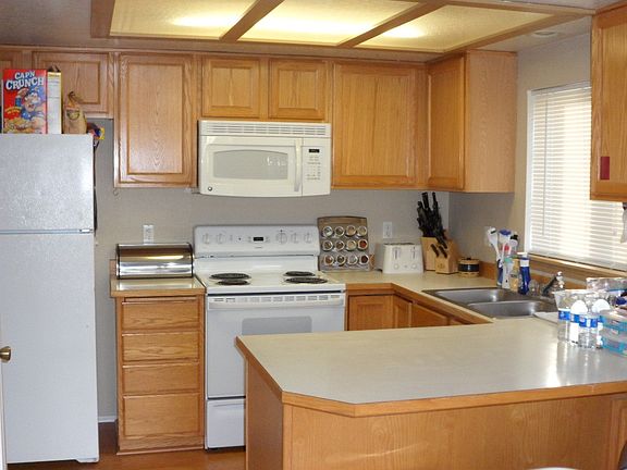 4th image of 27351 Country Pl NW