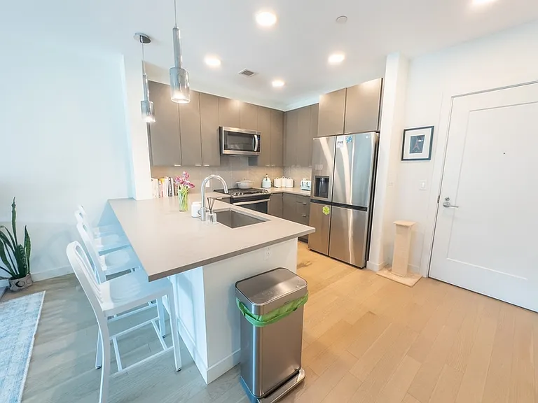 65 Lewis St #204 — Photo 7