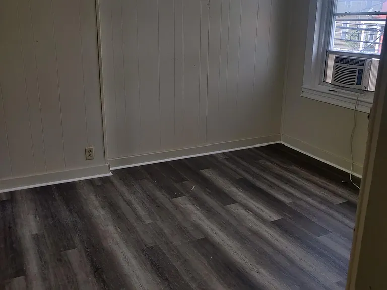 1112 Butler St #7 — Photo 5