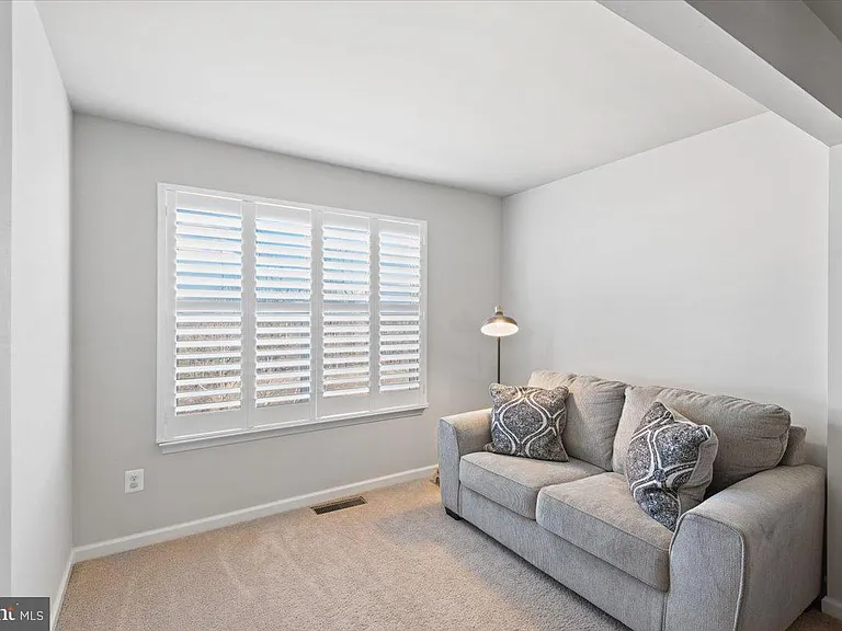 19 Ocala Way — Photo 13