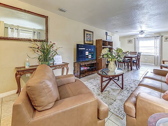 3rd image of 2643 Clear Cove Ln