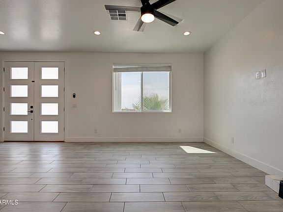 4th image of 21810 W CALLE DE BACA --
