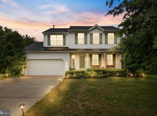 15 Marsha Dr, Delran, NJ 08075