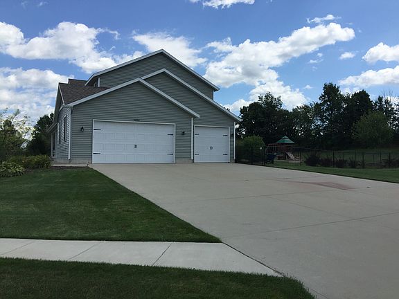 3rd image of 5050 Golf Point Ct SE