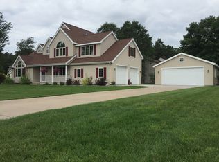 1900 Apple Ct, Plover, WI 54467
