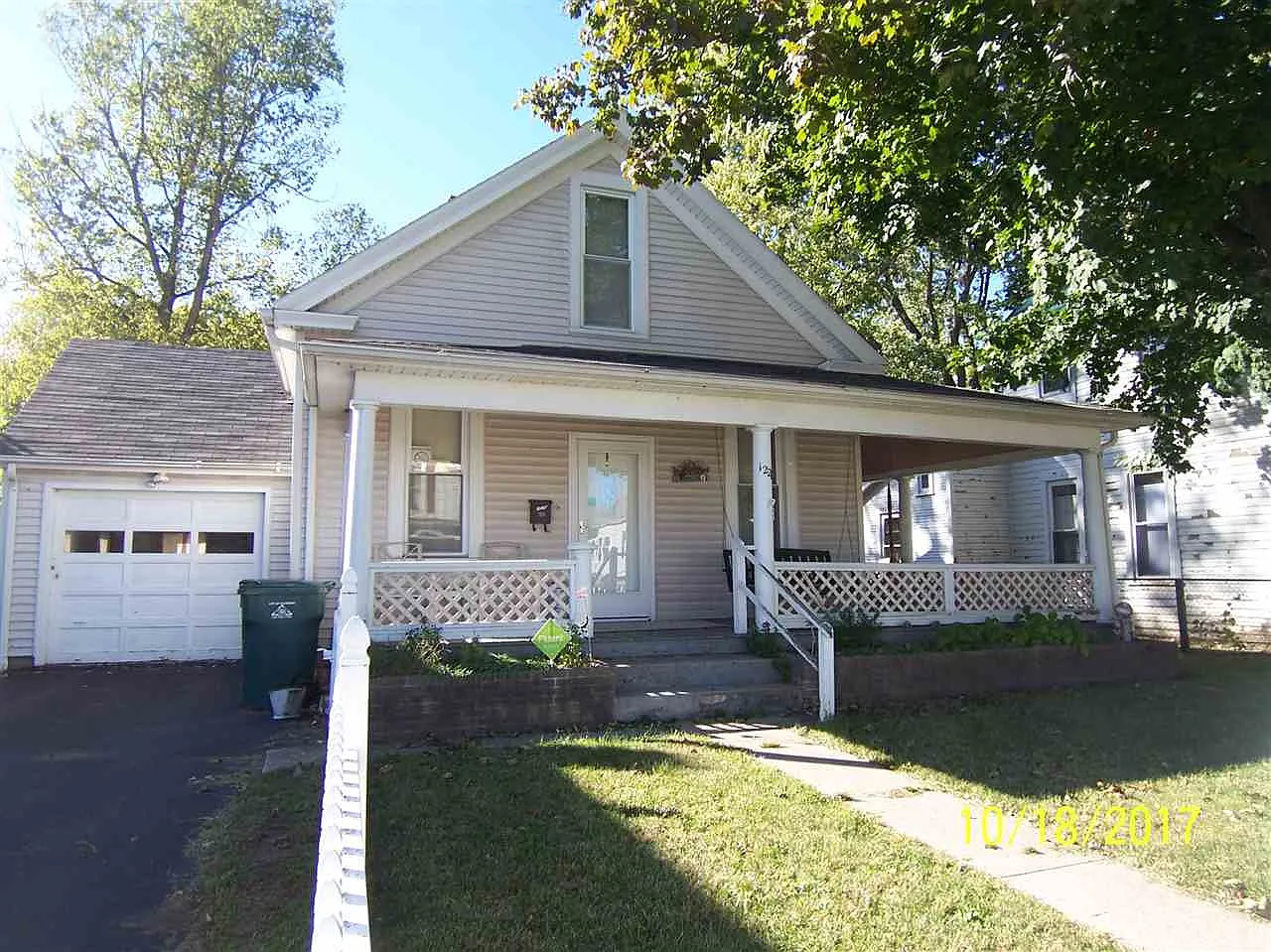 1228 Ridge St photo 1