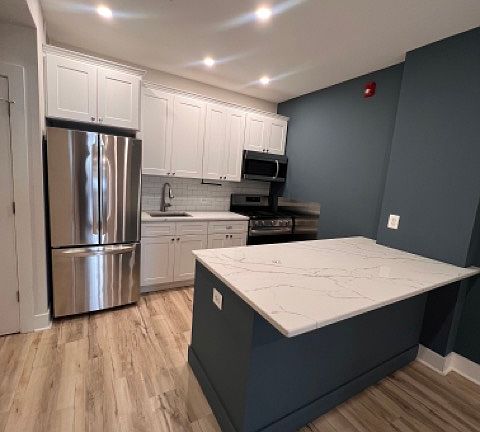 2nd image of 1835 N Gratz St #104