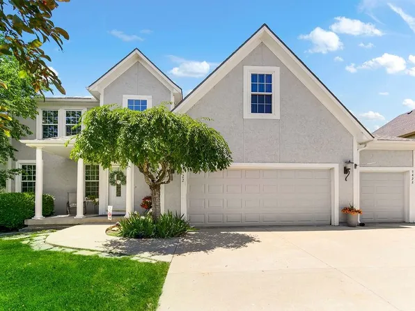 5422 Gleason Rd, Shawnee, KS 66226