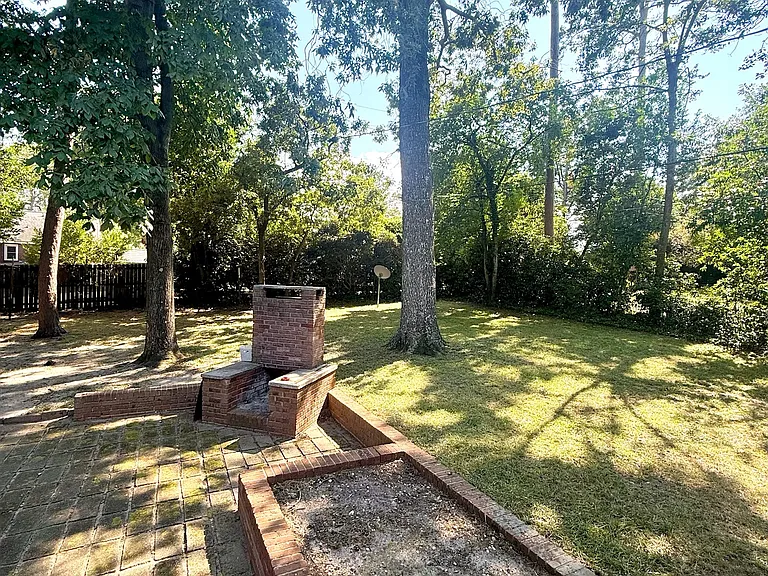 1035 Indigo Ave — Photo 15