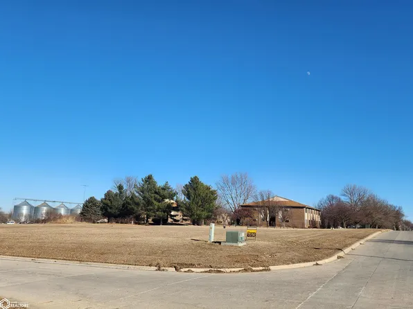 460 Pin Oak Dr, Ida Grove, IA 51445