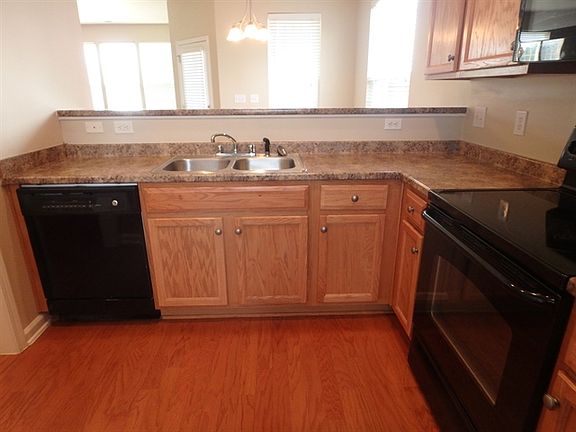 5th image of 269 Payton Dr