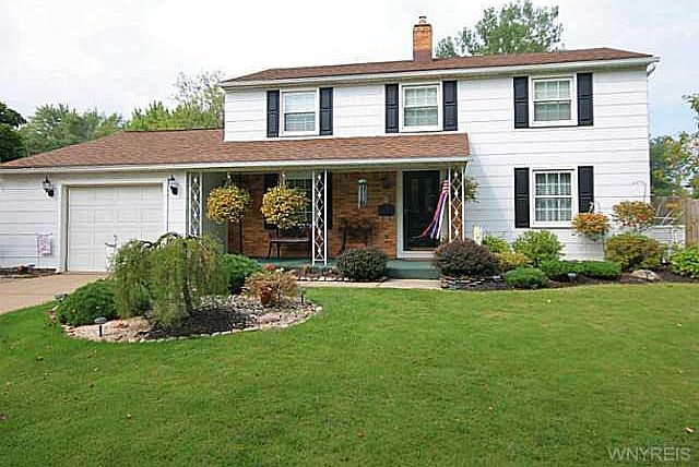 1st image of 388 Evergreen Dr