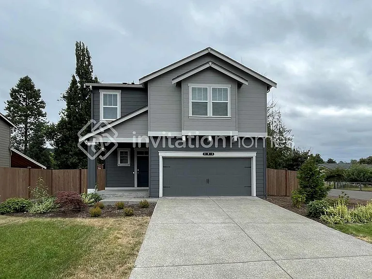 304 Belfair St SW — Photo 1