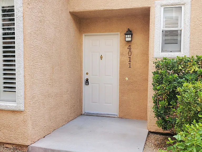 251 S Green Valley Pkwy #4011 — Photo 1
