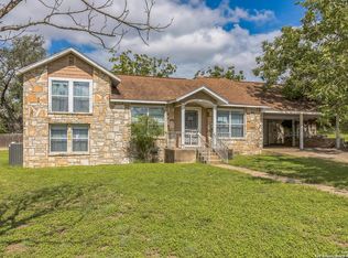 505 Main St, Ingram, TX 78025