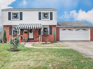 3185 Vermont Dr, Lower Burrell, PA