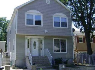 140 Crampton Ave, Woodbridge, NJ