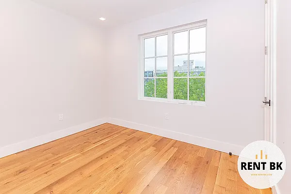 Rented by RENTBK LLC | media 9