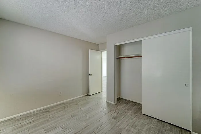 7040 W Olive Ave #12 — Photo 21