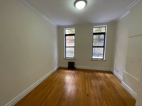 408 West 51st Street image 1 of 5