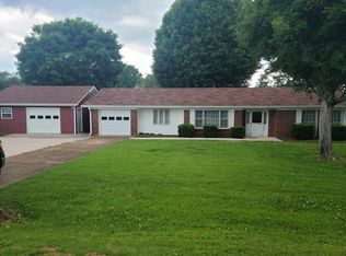 58 Park St, Rogersville, AL 35652