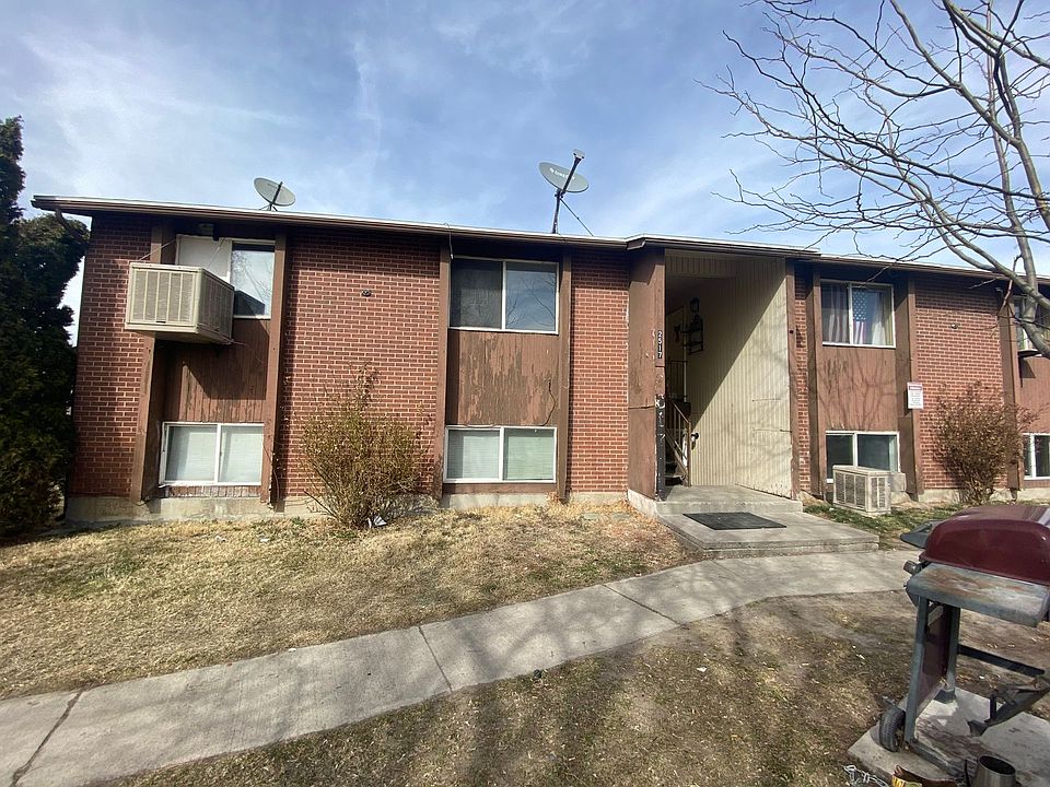 1st image of 2517 S Lakecrest Dr #3
