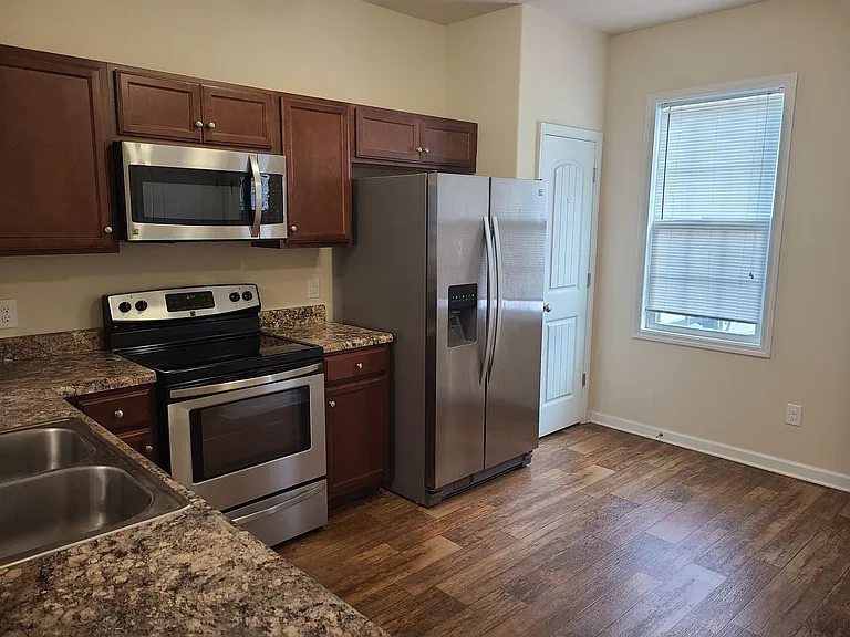 123 Beacon Woods Dr — Photo 5