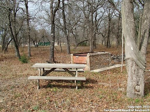 2nd image of 1662 Polly Ln