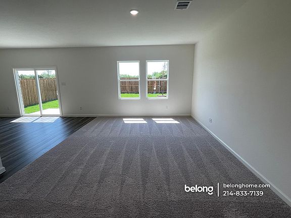 4th image of 2007 Meadow Park Dr