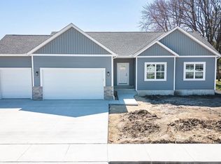 57 E Ash Ln, Milton, WI 53563