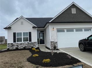 343 Plantation Ln, Oak Harbor, OH 43449