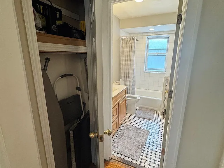 613 W Arlington Pl — Photo 19