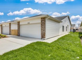 2009 N Melody Ln, Goddard, KS 67052