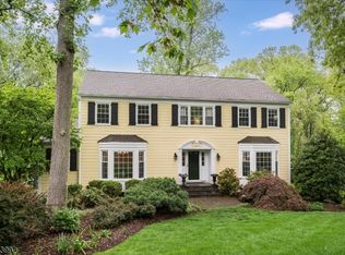 115 Candace Ln, Chatham, NJ 07928