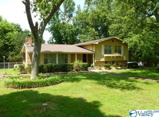 408 Sunset Ave, Albertville, AL 35950