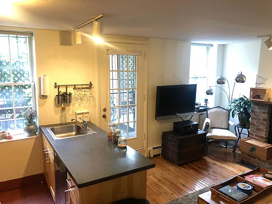 Rented by Avenue Sotheby's International Realty | media 6