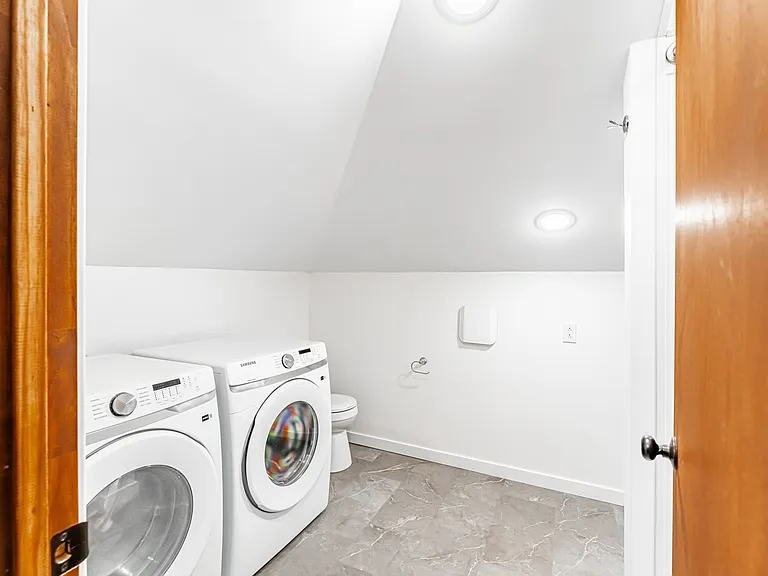 496 Dorsey Ave #3 — Photo 7