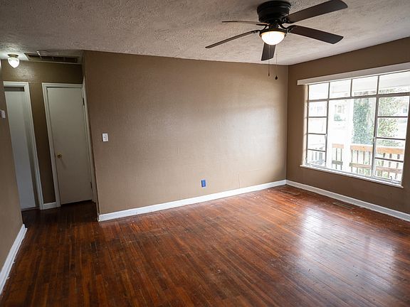 4th image of 307 W Mcgee Street