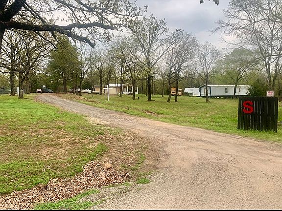 Farmhouse 3 1/2 Acres 