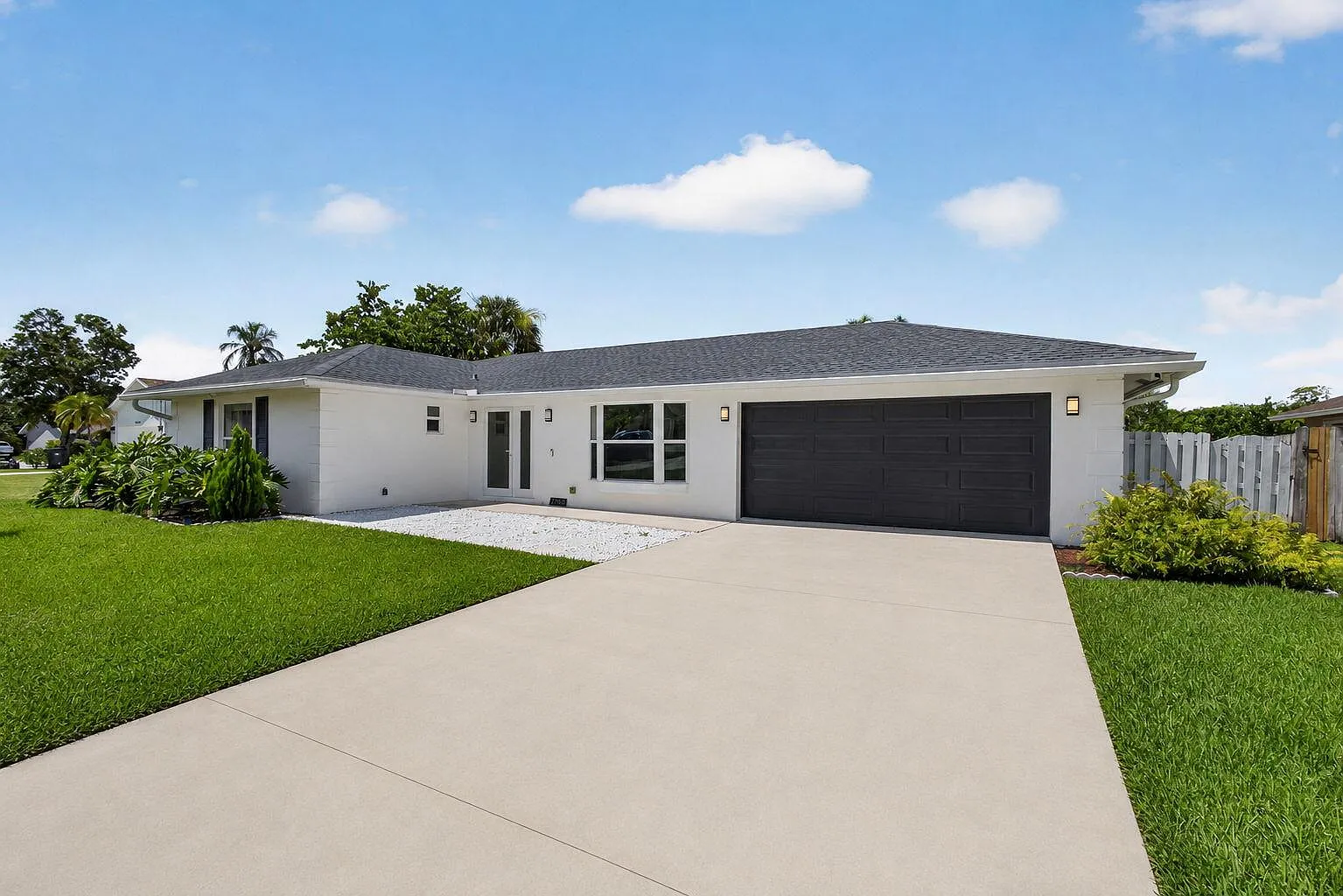3 bed, 2.0 bath, 1334 sqft, $6,500 — Photo 1