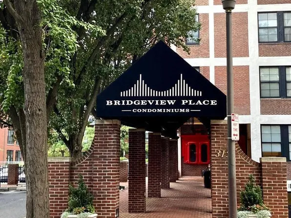 315 New St APT 708, Philadelphia, PA 19106
