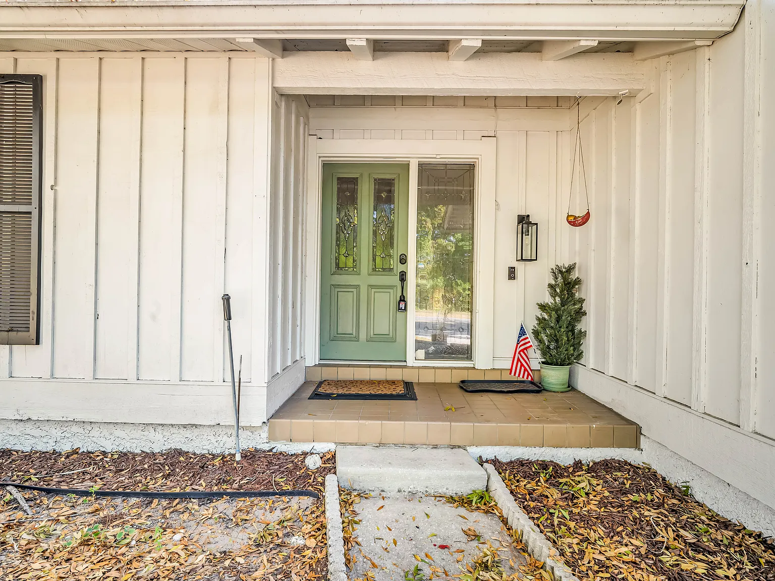 4 bed, 3114 sqft, $4,595 — Photo 2