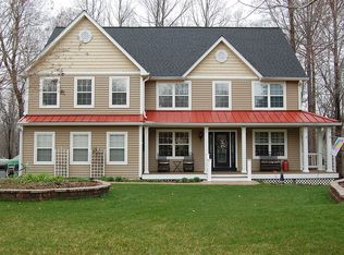 63 Cross Point Dr, Owings, MD 20736
