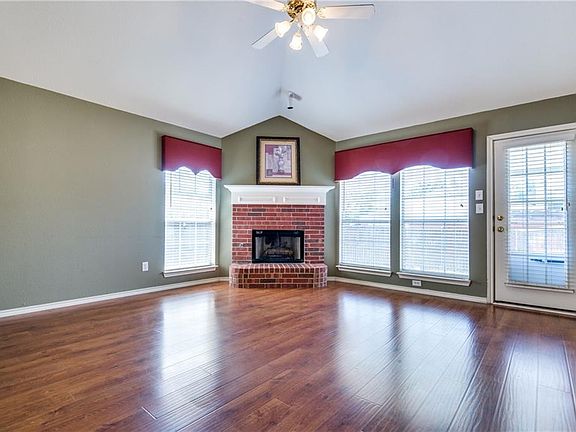 2nd image of 1420 Saint Gallen Ln